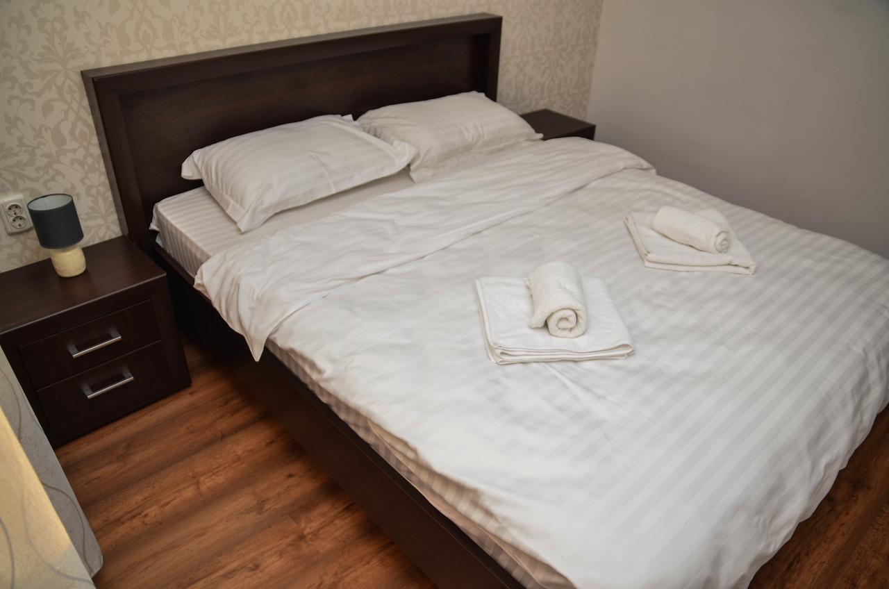 Cozy Apartments - Iasi Bagian luar foto